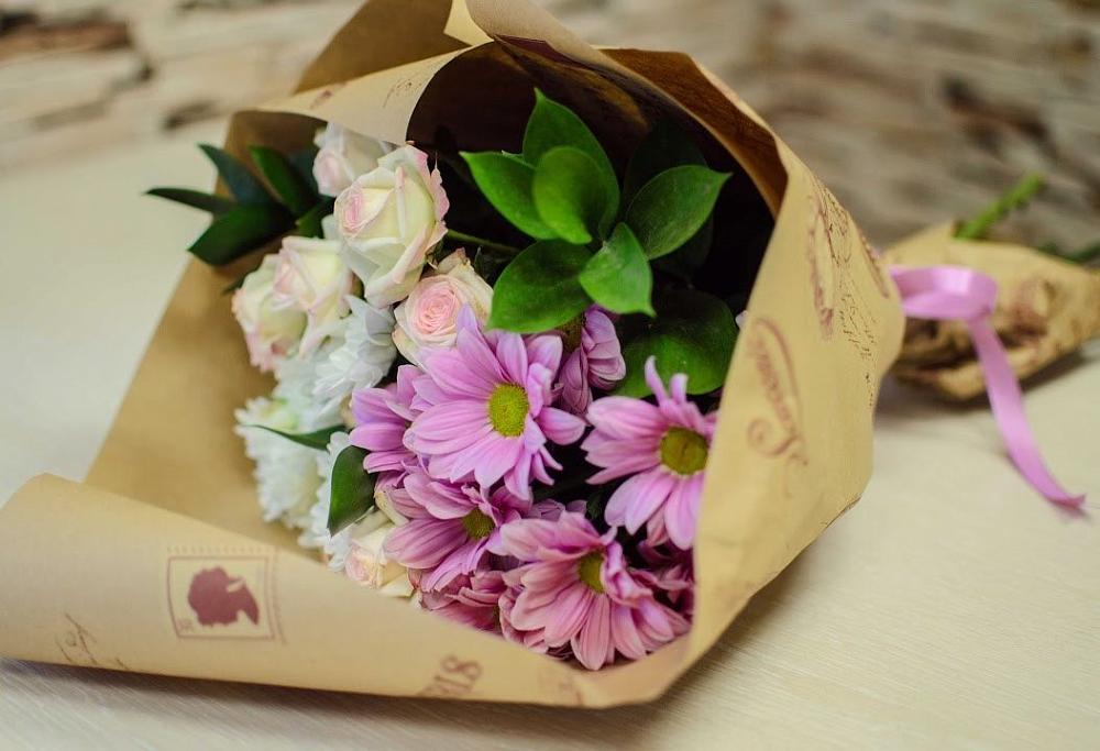 Букет цветов из: Розы и Хризантемы в Выселках