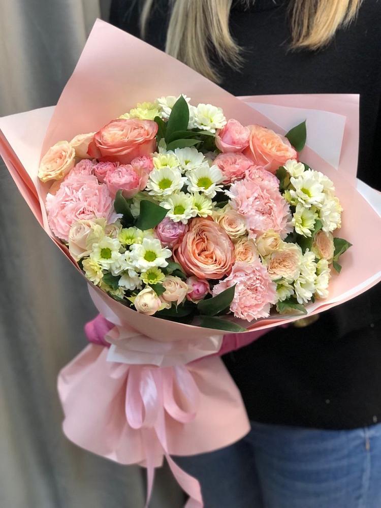 Букет цветов из: Гвоздики, Розы и Хризантемы в Выселках