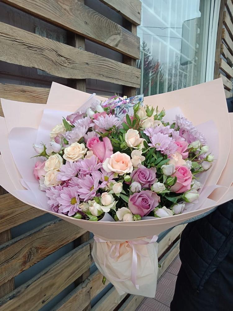 Букет цветов из: Розы и Хризантемы в Выселках