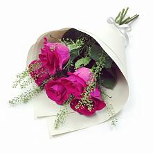 Букет цветов из:  Розы в Выселках