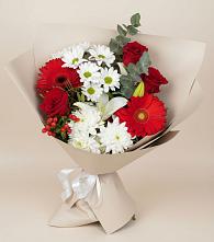 Букет цветов из:  Розы, Хризантемы, Герберы и Лилии в Выселках