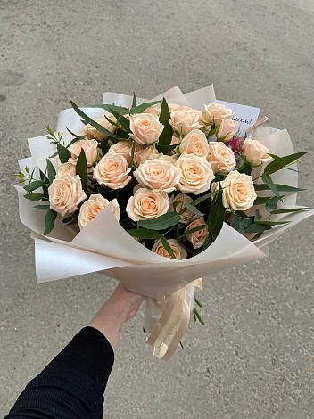 Букет Кремовые розы Латте в Выселках