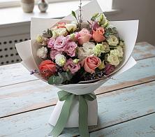 Букет цветов из:  Розы, Лизиантусы и Гвоздики #REPLACE_PRED# Выселках