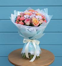 Букет цветов из:  Хризантемы и Розы #REPLACE_PRED# Выселках