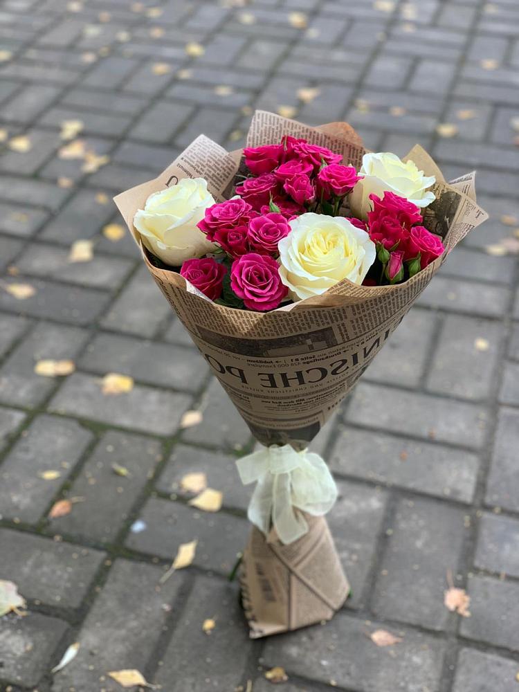 Букет цветов из: Розы в Выселках