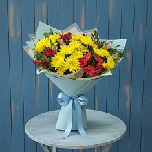 Букет цветов из:  Альстромерии и Хризантемы в Выселках