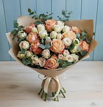 Букет цветов из:  Альстромерии и Розы в Выселках